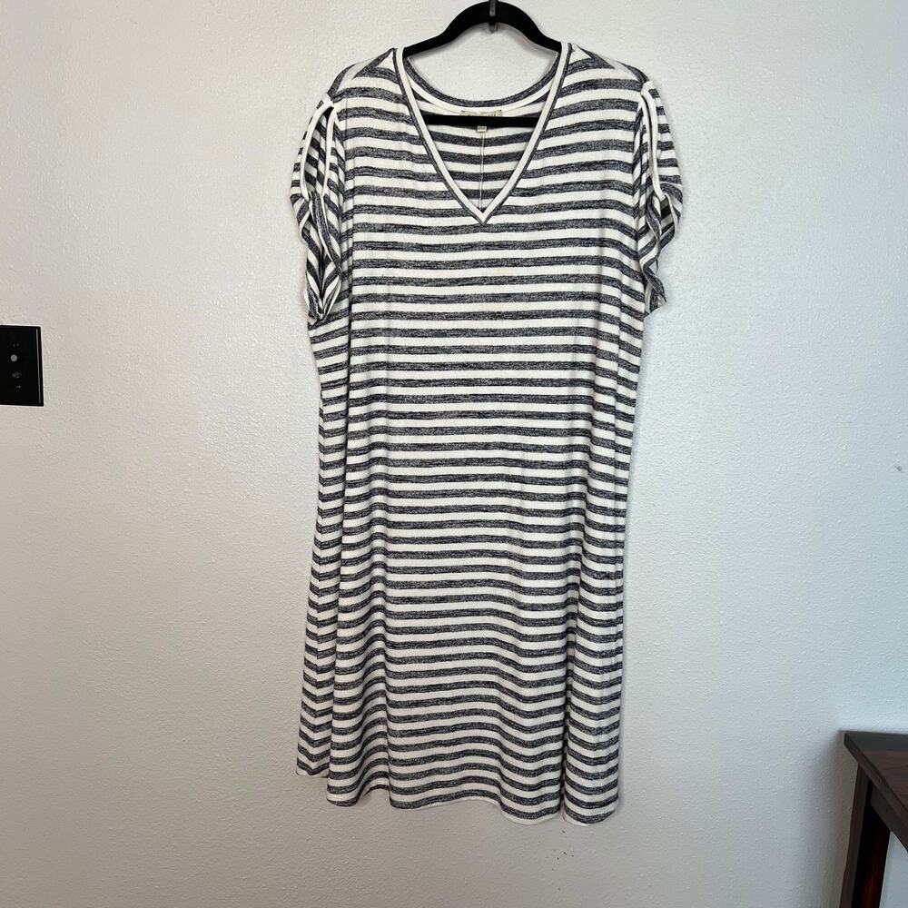 41 Hawthorn Stripe Midi Dress Black White V-Neck Pullover Short Sleeve Sz 3X